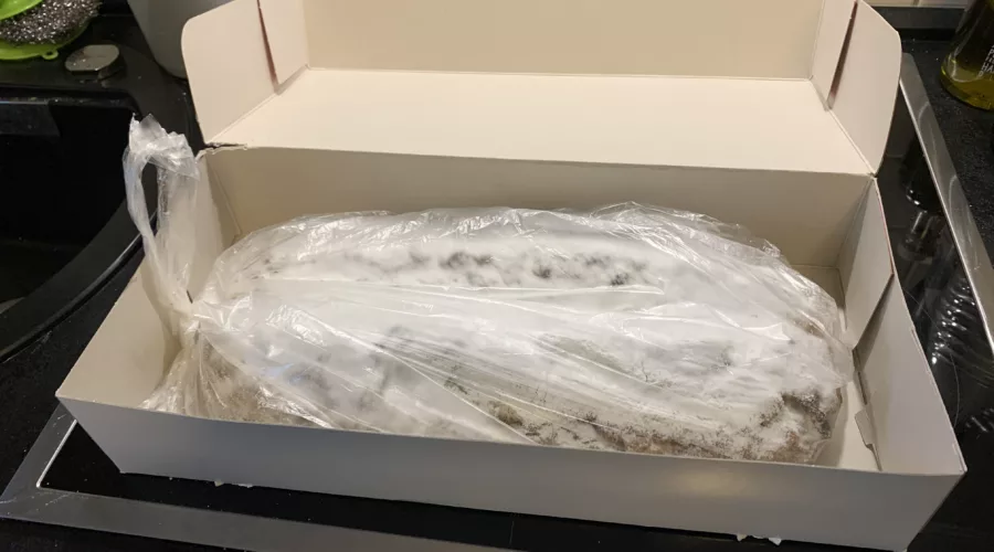 Christstollen fertig für das Lagern