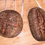 Das fertige Mehrkornbrot